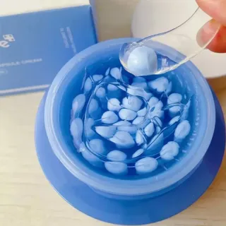 کرم آبرسان کپسولی هیالورونیک مدیکیوب 55 گرم